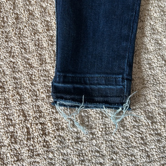 AYR the riser - Picture 3 of 6